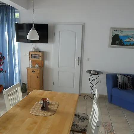Apartment-julia Διαμέρισμα *