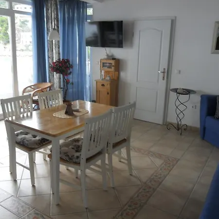 Apartment-julia Brela