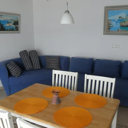 Διαμέρισμα Apartment-julia *